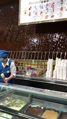 Venchi Cioccolato e Gelato, Roma Via degli Orfani, Pantheon thumb 8